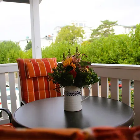 Residenz Prorer Wiek App 10 Strandnah, Mit Balkon By Unsere Urlaubszeit